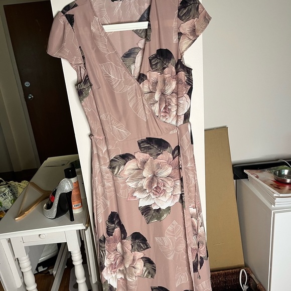 Dynamite Floral Wrap Dress - Picture 2 of 3
